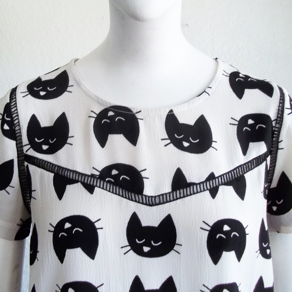 Lily White Black Cat Kitschy Novelty Print w Ladder Stitch Trim Crepe Blouse S - Picture 7 of 11